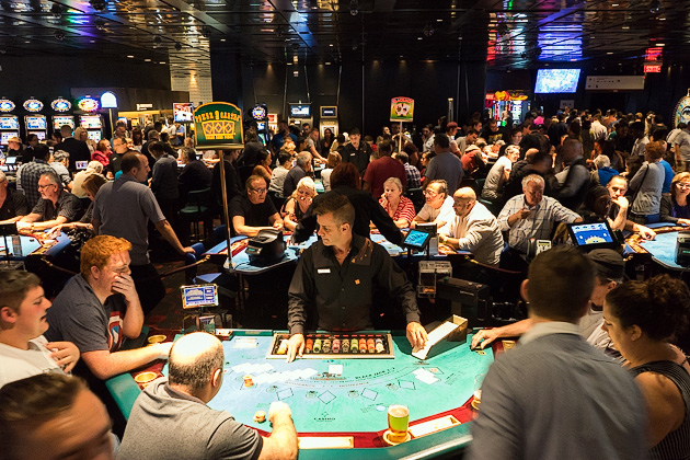 ho chunk casino hotel room rate